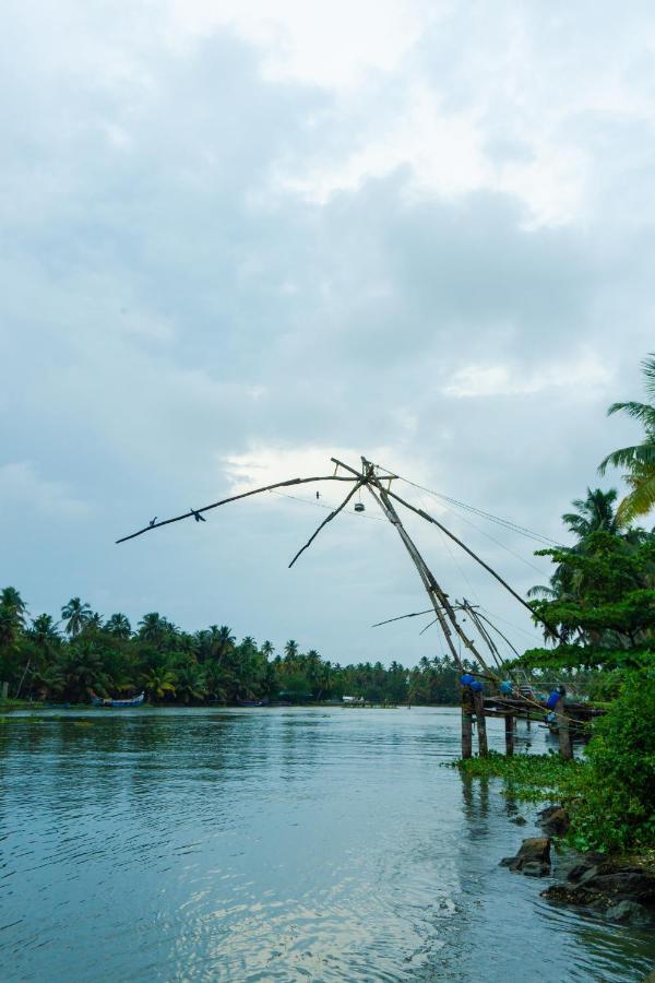 Canalview Private Cottage Azhikkal Ayiram Thengu Panmana Extérieur photo