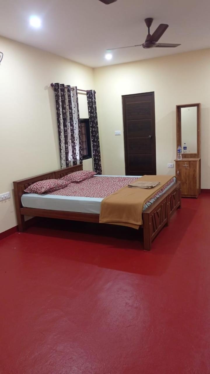 Canalview Private Cottage Azhikkal Ayiram Thengu Panmana Extérieur photo